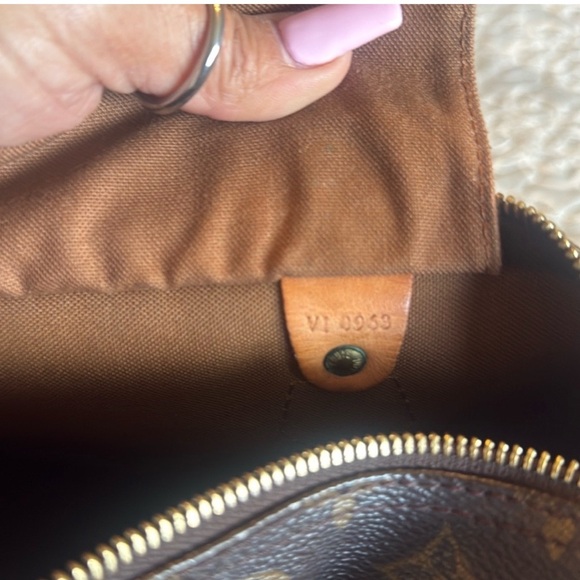 Louis Vuitton Monogram Brown Bag - Picture 6 of 9